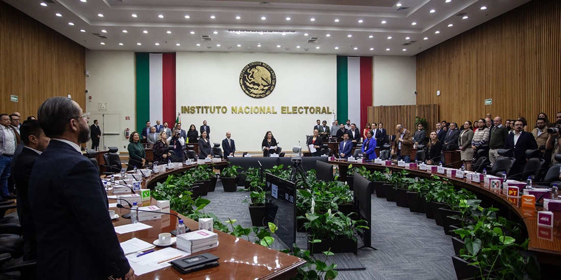 Ahoga al INE liquidación de
partidos: suma 237 litigios