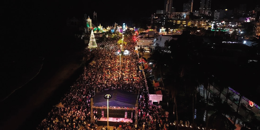 MILES DE MAZATLECOS y turistas nacionales y extranjeros disfrutaron el miércoles y madrugada del jueves de la gran fiesta de Año Nuevo en el malecón del puerto.
