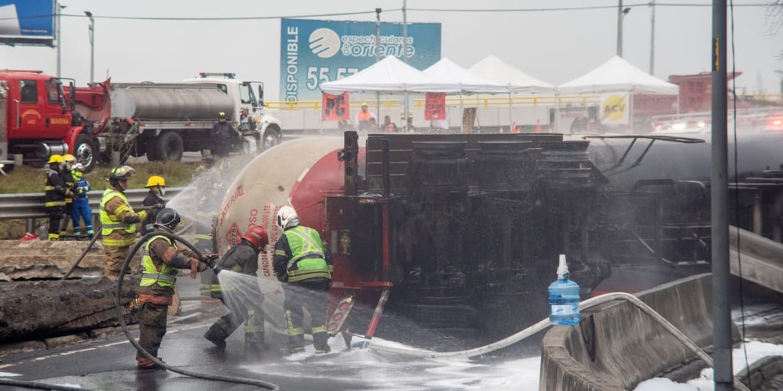 Sheinbaum lamenta la muerte de 3 personas tras explosión de pipa de gas en inmediaciones del puente de La Concordia, en la alcaldía Iztapalapa.