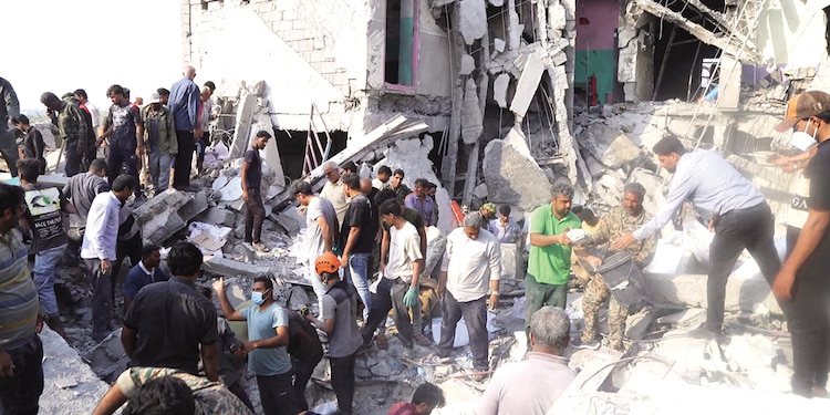 Ataque a una escuela en Minab, Irán, el 2 de marzo.