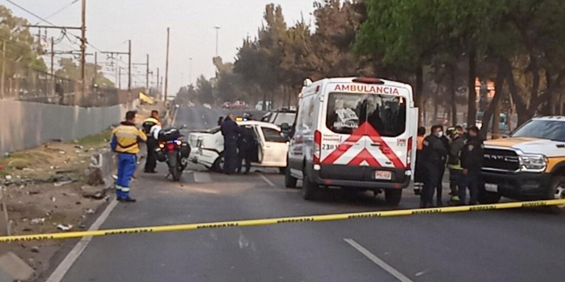 Un hombre salió proyectado desde el automóvil, de acuerdo con los primeros reportes