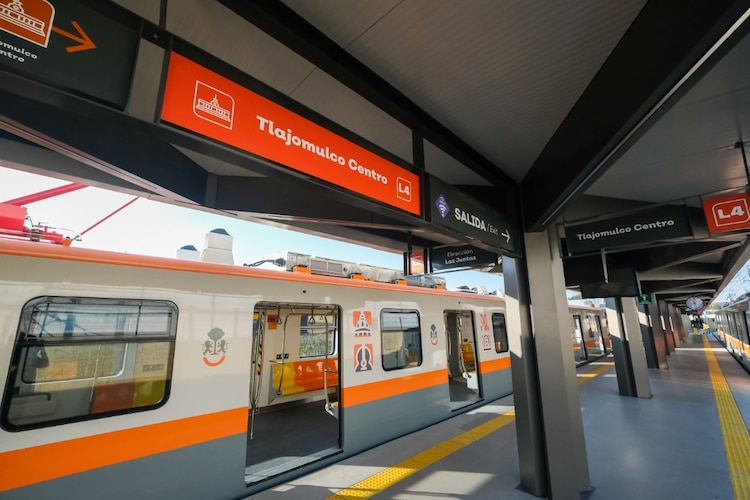 El nuevo sistema de transporte público, con 21 kilómetros de trazo y ocho estaciones, busca transformar la movilidad en el Área Metropolitana de Guadalajara.