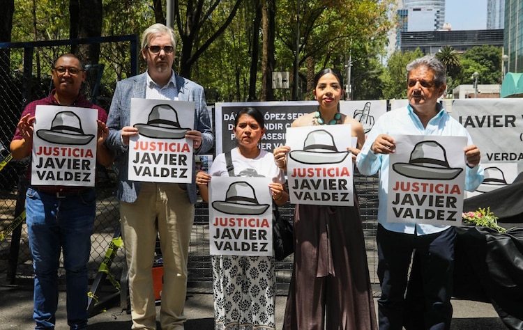 Protesta de integrantes de Artículo 19.