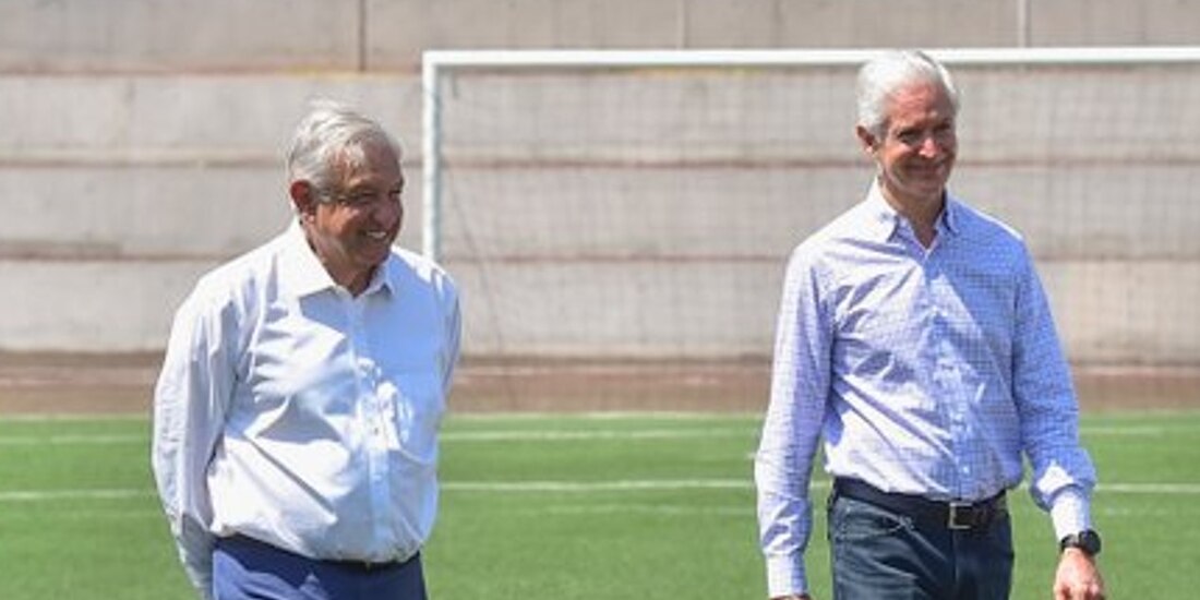 El Presidente López Obrador y el gobernador Del Mazo, ayer, en la supervisión de obras.