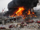 Incendio arde en el puerto de Beirut, Líbano, el jueves 10 de septiembre de 2020.