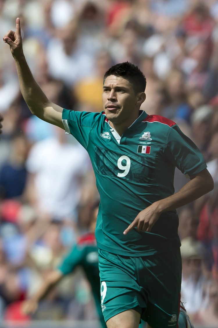 Oribe Peralta en la final de Londres 2012 con la playera Atlética.