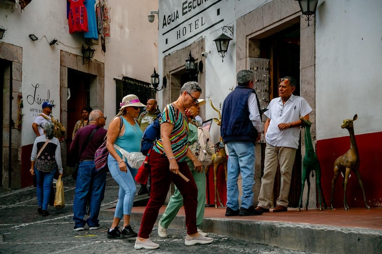Taxco de Alarcón muestra una recuperación significativa en el flujo de visitantes, alcanzando un 60.5% de actividad turística.
