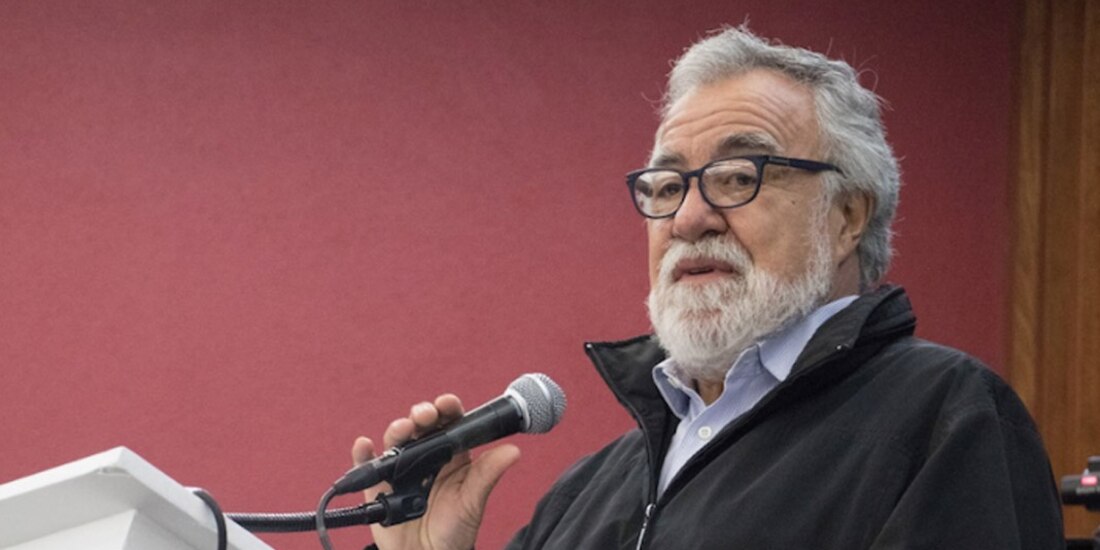 Alejandro Encinas se comprometió a analizar la creación de la Comisión de la Verdad y un plan de búsqueda para las víctimas de los hechos.