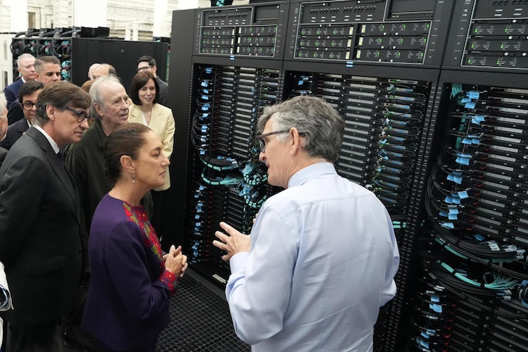 Recorrido oficial por las instalaciones del Mare Nostrum 5, uno de los ordenadores más potentes del mundo.