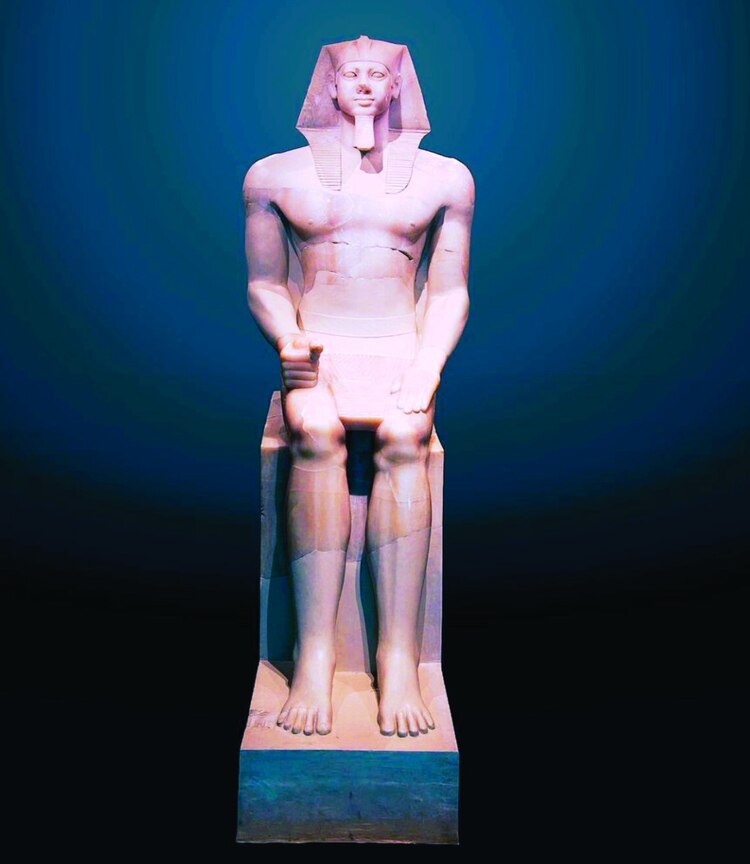 El rey egipcio y la vaca de madera