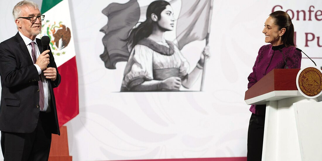 La Presidenta Claudia Sheinbaum, ayer en la firma del acuerdo.