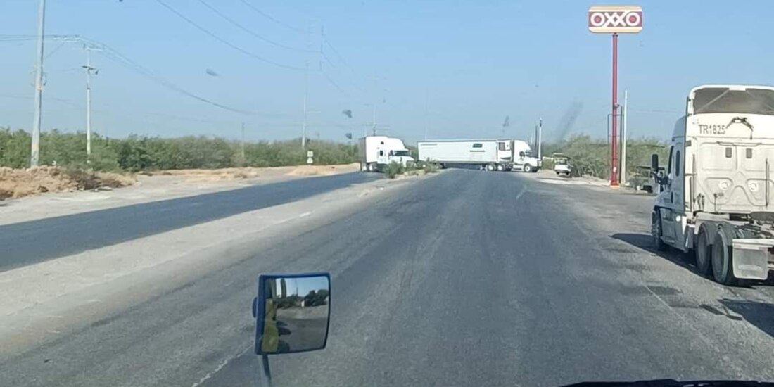En fotografía de archivo, un bloqueo anterior en Tamaulipas.