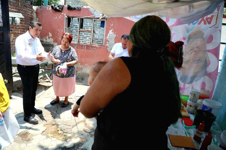 Giovani Gutiérrez recorrió el barrio de La Candelaria.
