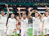 Jugadores del Tricolor celebran la victoria sobre Chequia, el pasado 24 de junio