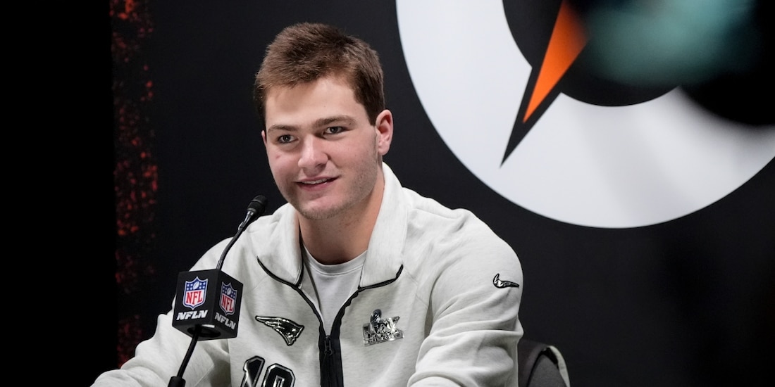 Drake Maye, quarterback de Patriots, durante el Opening Night de cara al Super Bowl LX de la NFL ante Seahawks.