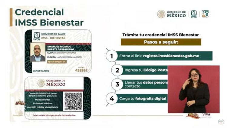 Presentan registro para credencial del IMSS-Bienestar en la conferencia matutina de Palacio Nacional.