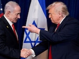 Donald Trump señala con el dedo al primer ministro de Israel, Benjamin Netanyahu, el 29 de diciembre de 2025.