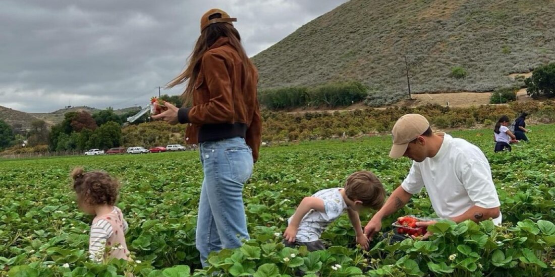 'Chichari' Hernández compartiendo tiempo con sus hijo y exesposa
