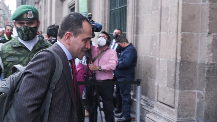 Arturo Herrera. secretario de la SHCP.