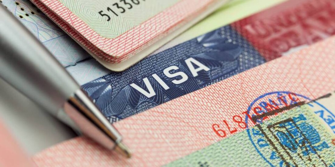 Visa estadounidense.