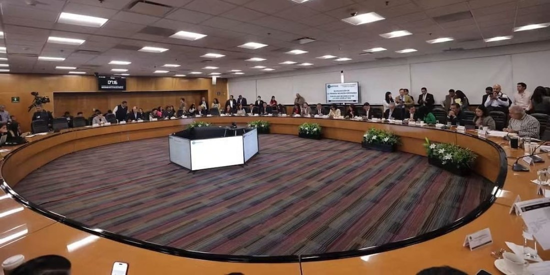 Comisión de Hacienda aprueba reforma a Ley Aduanera