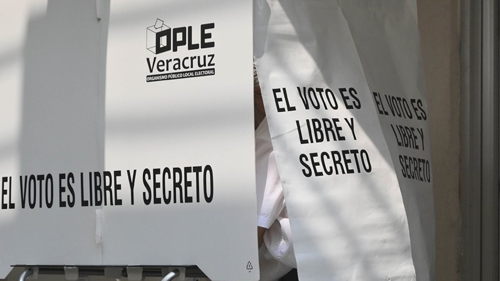 La maquinaria guinda se fisuró tras los comicios en Veracruz