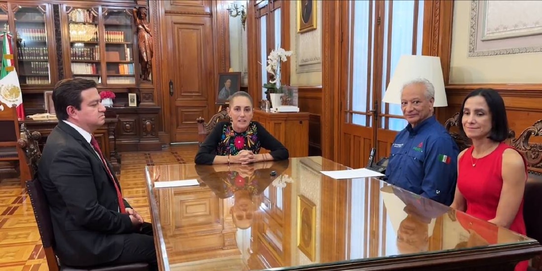 Deja la dirección de Pemex