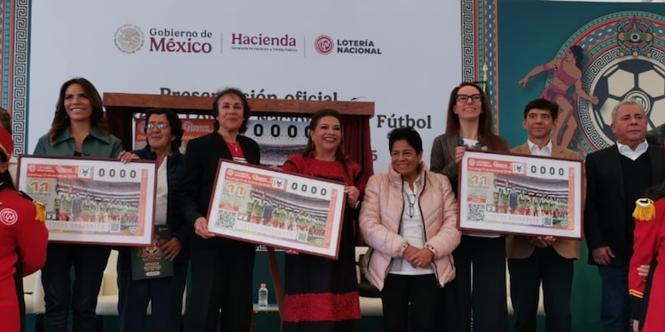 Lotería Nacional revive el fútbol mexicano con álbum retro