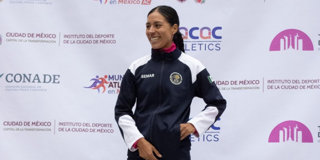 Alejandra Ortega se colgó la medalla de oro en las calles de la CDMX.