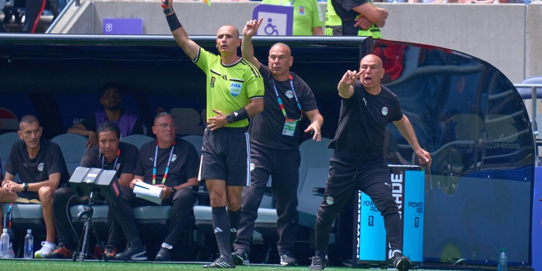 Hossam Hassan, entrenador de Egipto, en el duelo ante Bélgica en la Copa del Mundo 2026