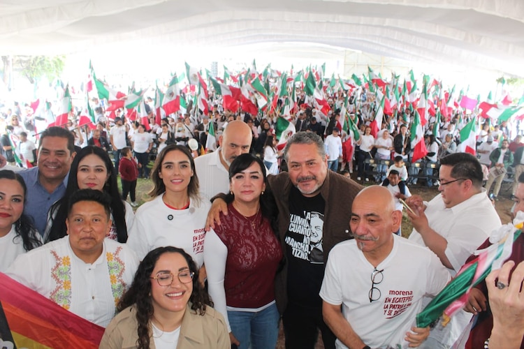 Diputada Zaira Cedillo durante Asamblea de Morena en Ecatepec.