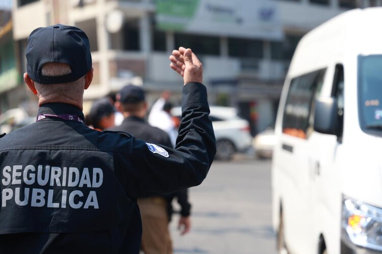 Elementos de Seguridad Pública de Huixquilucan vigilarán escuelas y vialidades desde las 5:00 horas.