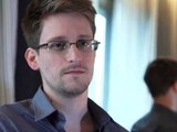Extiende Rusia permiso de residencia a Snowden hasta 2020