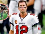 Tom Brady muestra sus habilidades en el futbol soccer