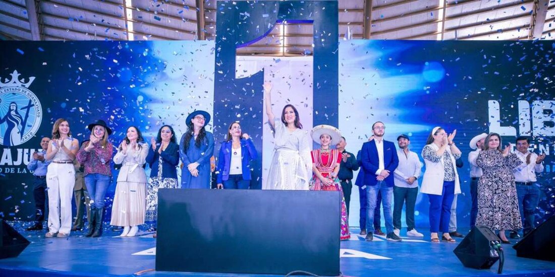 Libia Dennise culmina en Irapuato su Gira Regional de Primer Informe de Gobierno.