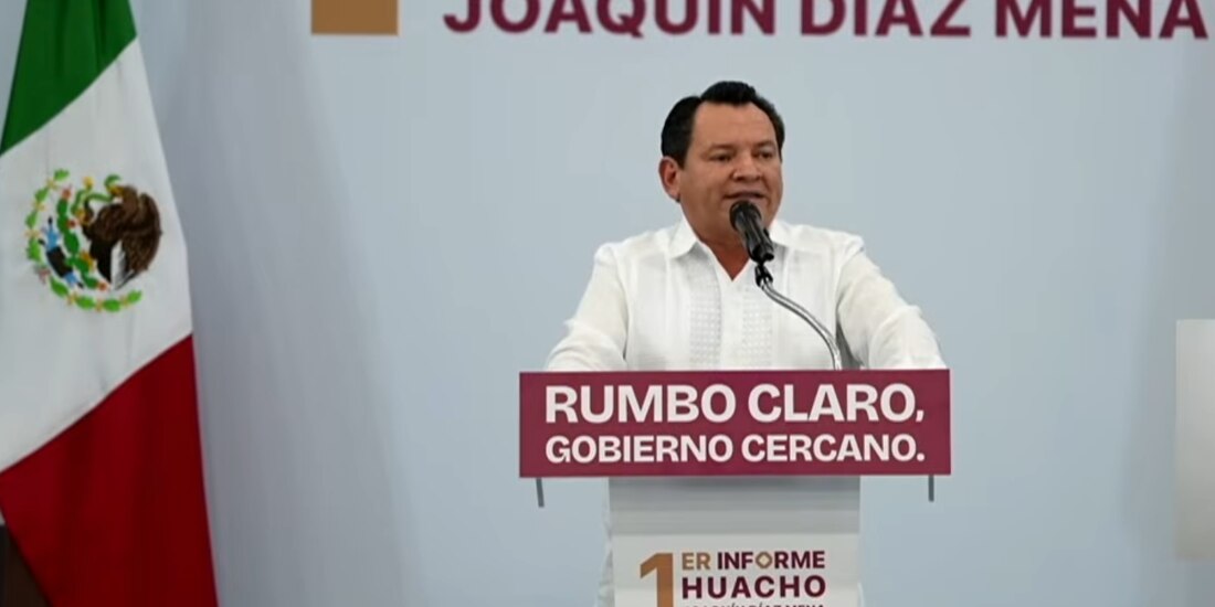 El gobernador Joaquín Díaz Mena, durante la presentación de su primer informe de gobierno.