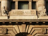 Analistas consultados por Banxico amplían caída del PIB para 2020 a -7.27%