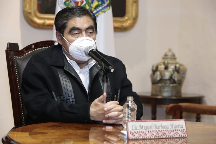 Miguel Barbosa, gobernador de Puebla.