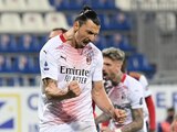 Ibra celebra una de sus anotaciones.