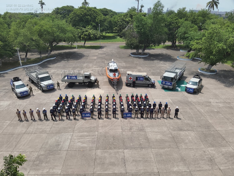 Personal naval se encuentra preparado para atender posibles afectaciones derivadas del huracán ‘Polo’.