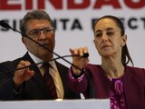 La presidenta electa, Claudia Sheinbaum y Ricardo Monreal, coordinador de la bancada de Morena en el Senado.
