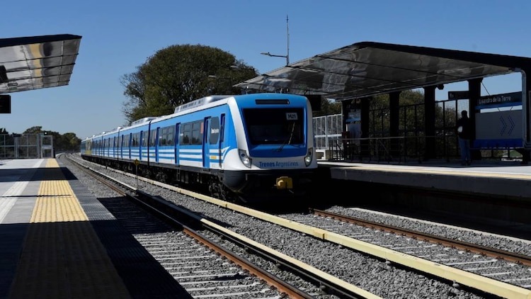 Inversión de 3 mil millones de dólares peligra por modelo ferroviario