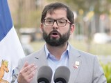 El presidente de Chile, Gabriel Boric, da un discurso en Brasil, en mayo pasado.