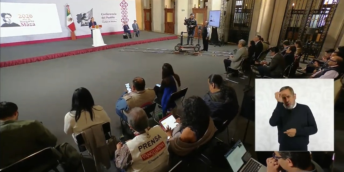Conferencia en Palacio Nacional.
