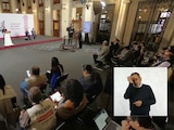Conferencia en Palacio Nacional.