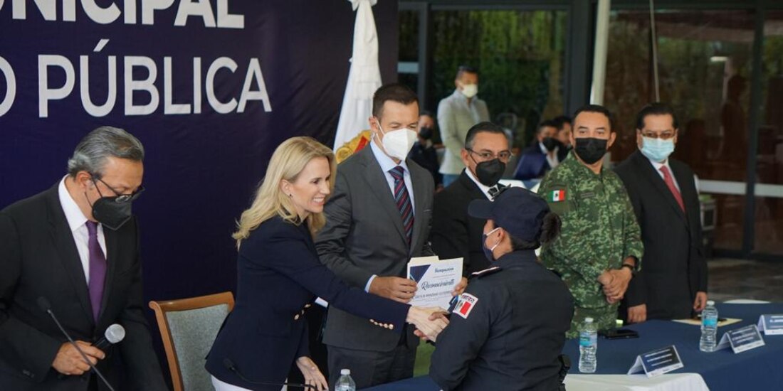 Romina Contreras Carrasco, reconoció el compromiso y labor de los policías.
