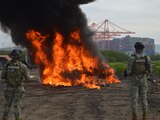 Marina y FGR incineran un mil 393 kilos de de clorhidrato de cocaína en Manzanillo, Colima.