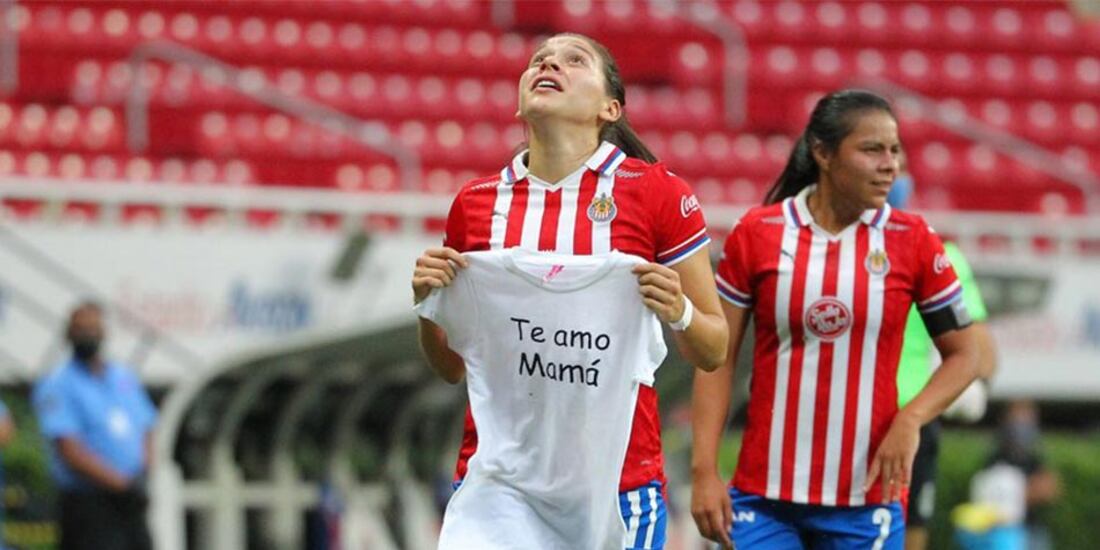 La madre de Norma Palafox falleció el año pasado y la joven siempre la recuerda.