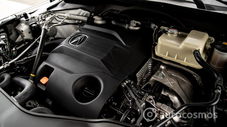 Motor V6 3.0 turbocargado con potencia de 355 hp.