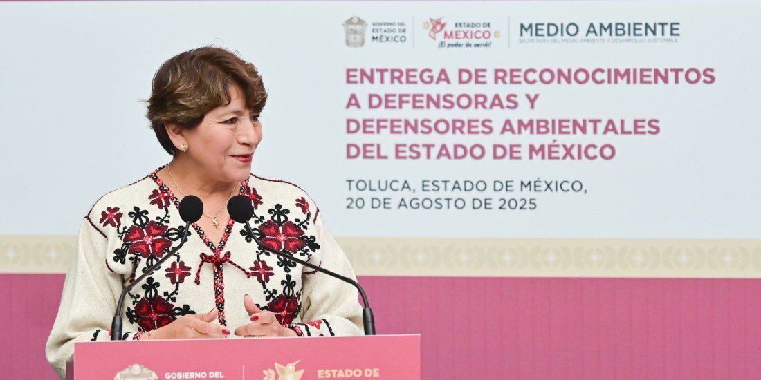 Delfina Gómez entrega 18 distinciones a defensores ambientales del Edomex.
